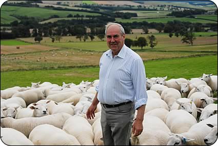 Richard Oates and the Lumbylaw ewes 