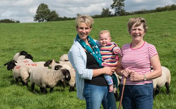 Jane and Glynis and baby Harriet